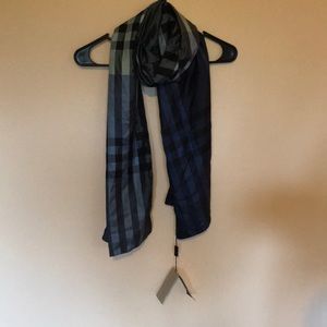 Burberry Silk Scarf: Blue Opal check/lead WITH TAG